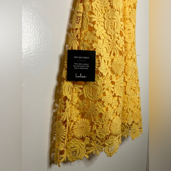 Lulus Love Poem Yellow Lace Mini Dress Size XS NWT - Picture 9 of 14
